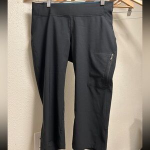 Columbia size M women’s crop leggings